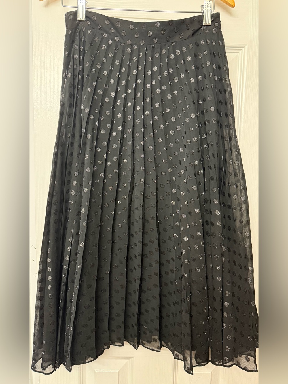Fun, Cynthia Rowley Black pleated Skirt with shimmer polka Dots, size 6
